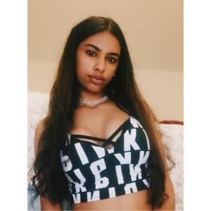 Meet your Posher, Eliane